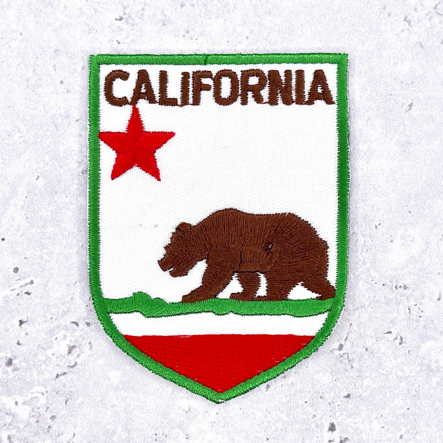Vintage California Patch • State Flag Bear Travel Souvenir • Iron-On NOS