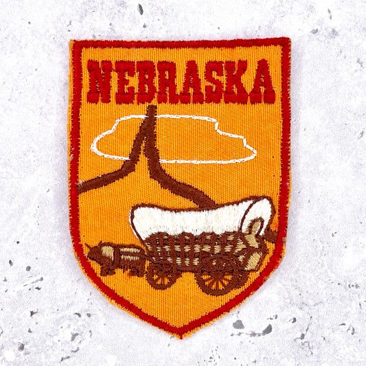 Vintage Nebraska State Patch • Wagon Pioneer Travel Souvenir • Sew-On Badge