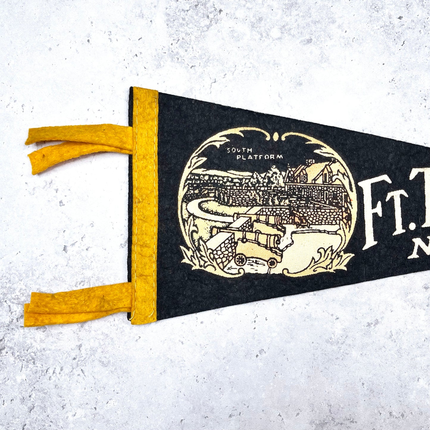 Vintage Fort Ticonderoga Mini Pennant 70s Felt Souvenir Revolutionary War Upstate NY 5" x 12"